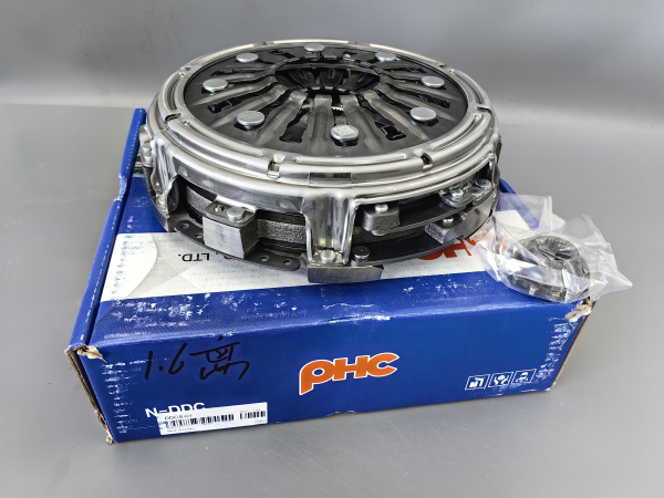Сцепление D7UF1 DDCS01 PHC VALEO (41200-2D220, 41200-2D101)