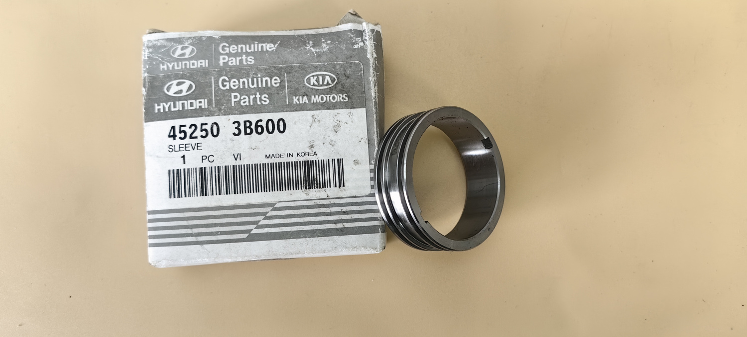 Втулка (задняя крышка) 45250-3B600 KIA / HYUNDAI 0