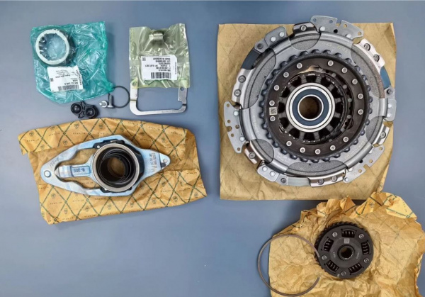 Комплект сцепления 1.4/1.8 TSI DSG7 DQ200 VAG 0AM198142L