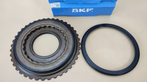 Комплект обрезиненных поршней U760 SKF C1 C2 (2шт)