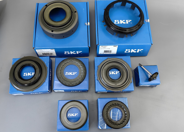 Комплект обрезиненных поршней SKF BTR M11